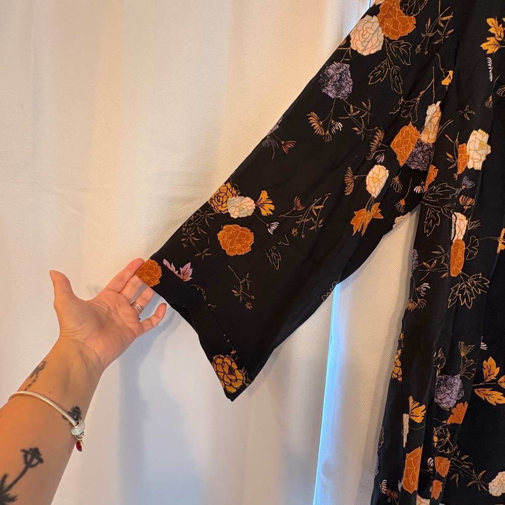 Free People Floral Kimono Cardigan Black Orange Boho Whimsygoth duster - Picture 7 of 7